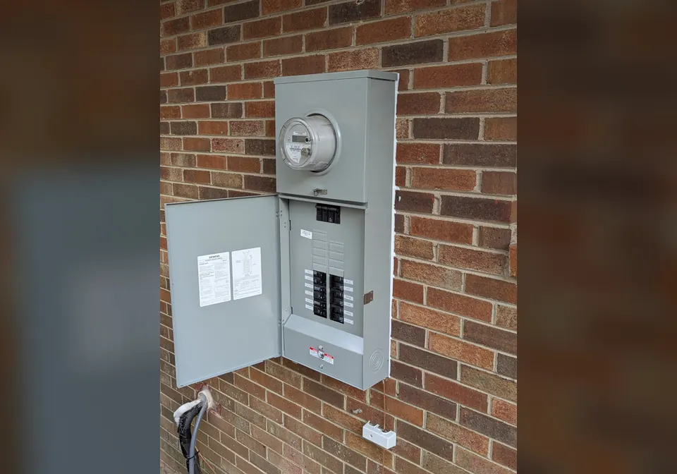 200 amp electrical panel upgrade project in Raleigh NC