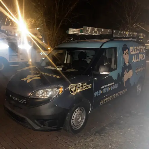 Emergency Electrician In Raleigh Nc Restoring Power During Urgent Residential Electrical Outage